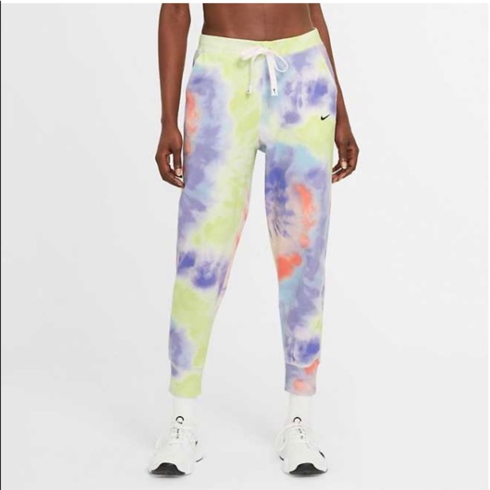 Nike Women’s Dri-FIT Get Fit Tie Dye 7/8 Training Pants